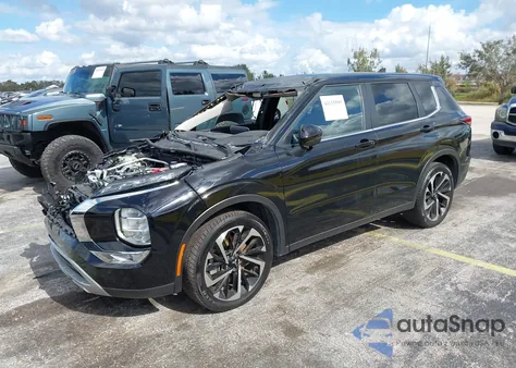 2024 Mitsubishi Outlander Se 2.5 2Wd/Se Black Edition S-Awc/Se Black Edition W/Pano Roof from USA, damaged, VIN JA4J3VA89RZ064912